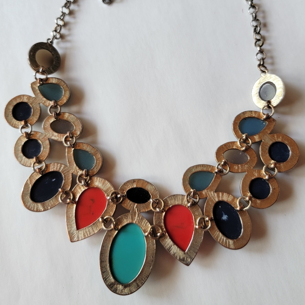 Necklace - Picture 3 of 4